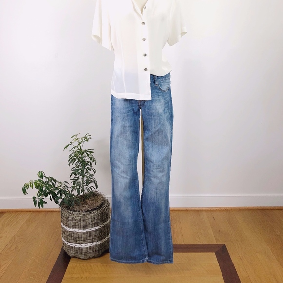 levi's mid rise boot 553 jeans